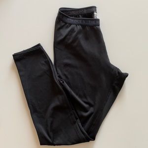 The North Face Flashdry leggings